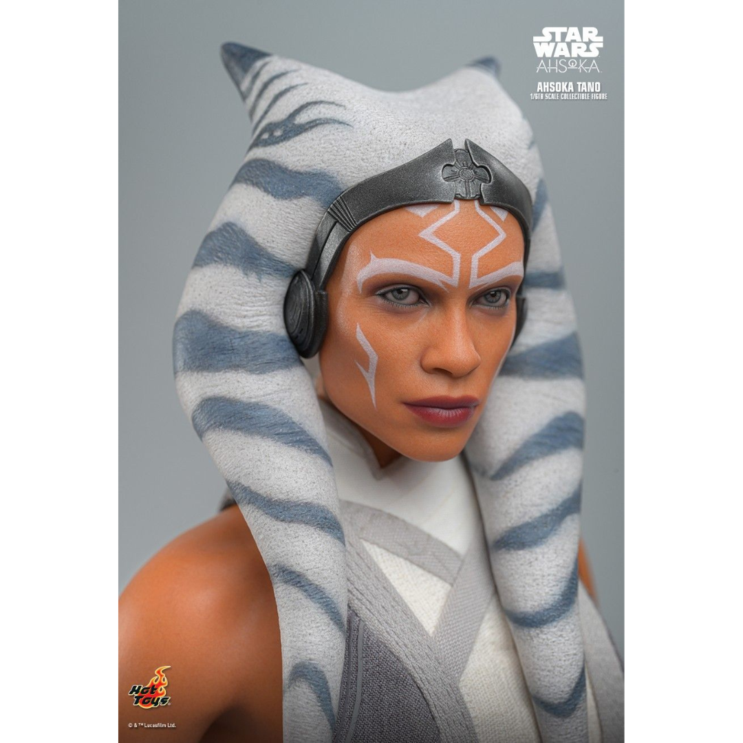 Hot Toys Ahsoka Tano Sideshow Star Wars Figure