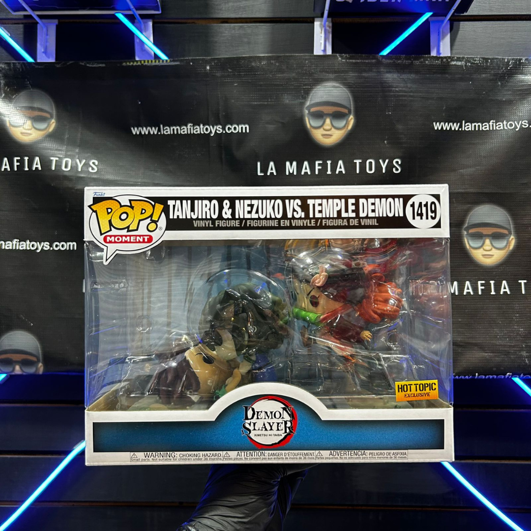 EXCLUSIVO HOT TOPIC FUNKO POP TANJIRO NEZUKO VS TEMPLE DEMON
