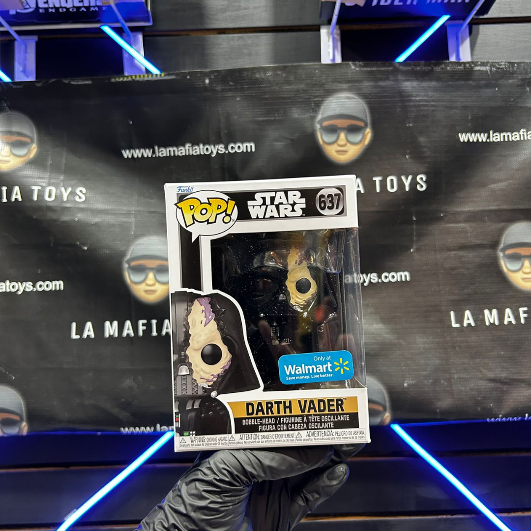 Funko Darth Vader Casco Dañado Exclusivo