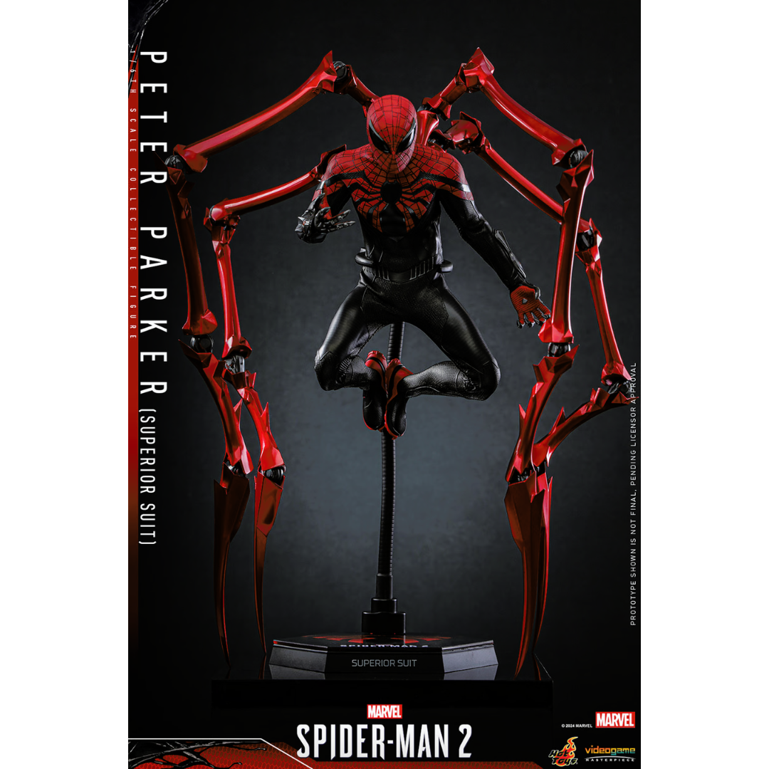 Hot Toys Marvel Peter Parker Superior Suit SpiderMan