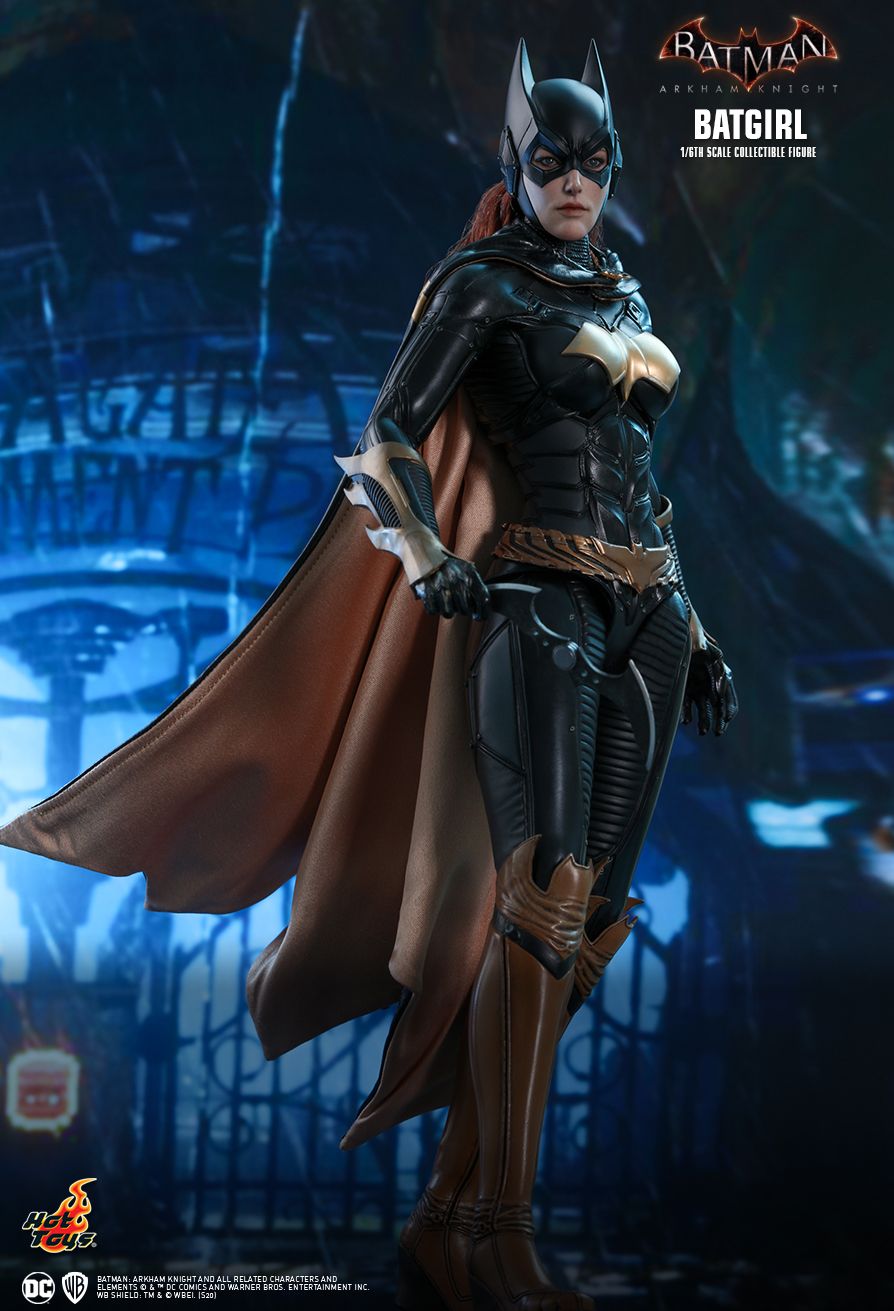 Hot Toys Batman Arkham Knight Batgirl
