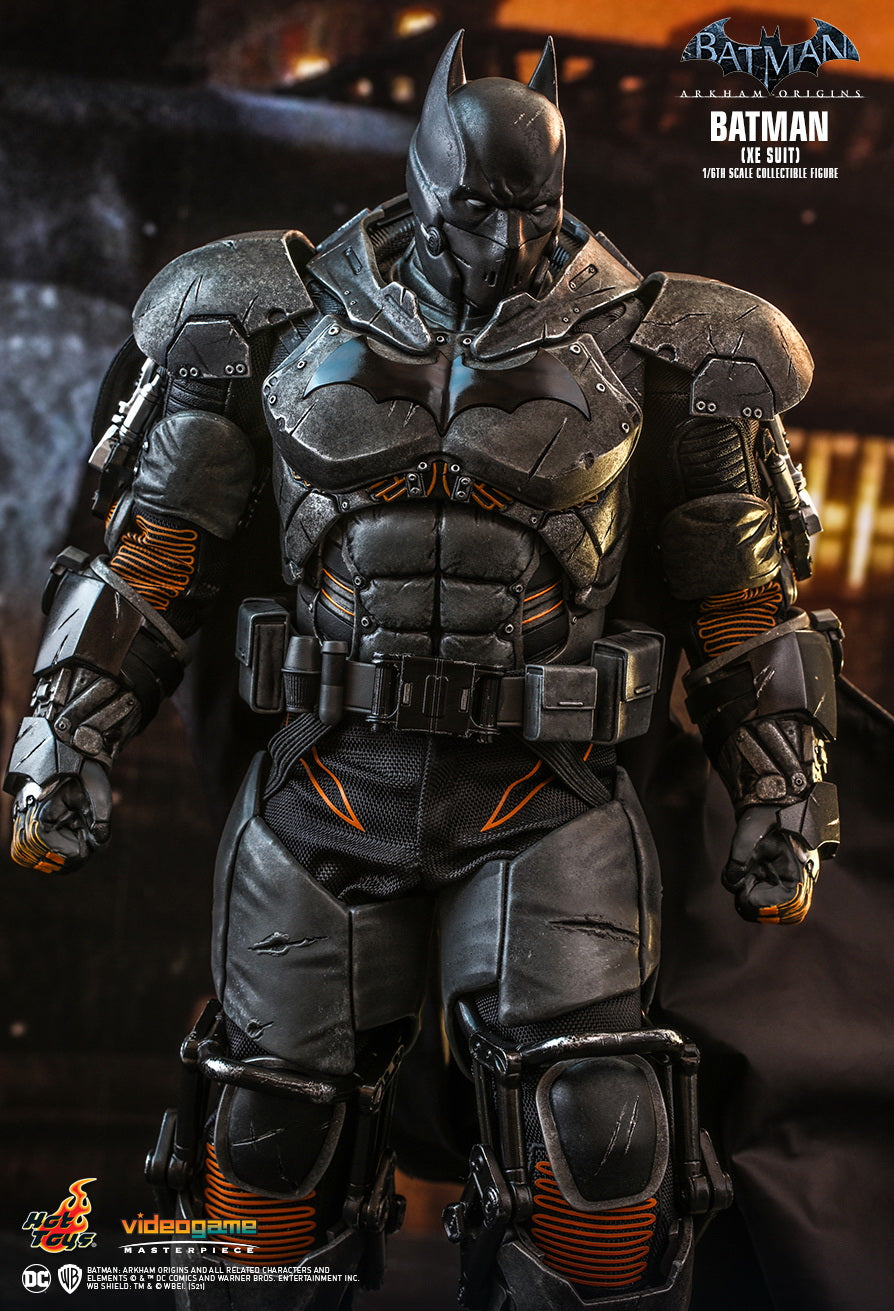 Hot Toys Batman Arkham Origins Batman Xe Suit
