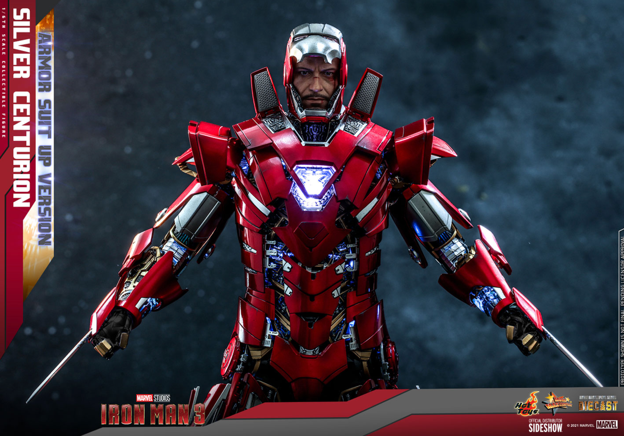 Hot Toys Iron Man 3 Silver Centurion (Armor Suit Up Version)