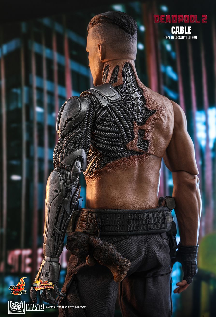 Hot Toys Deadpool 2 Cable