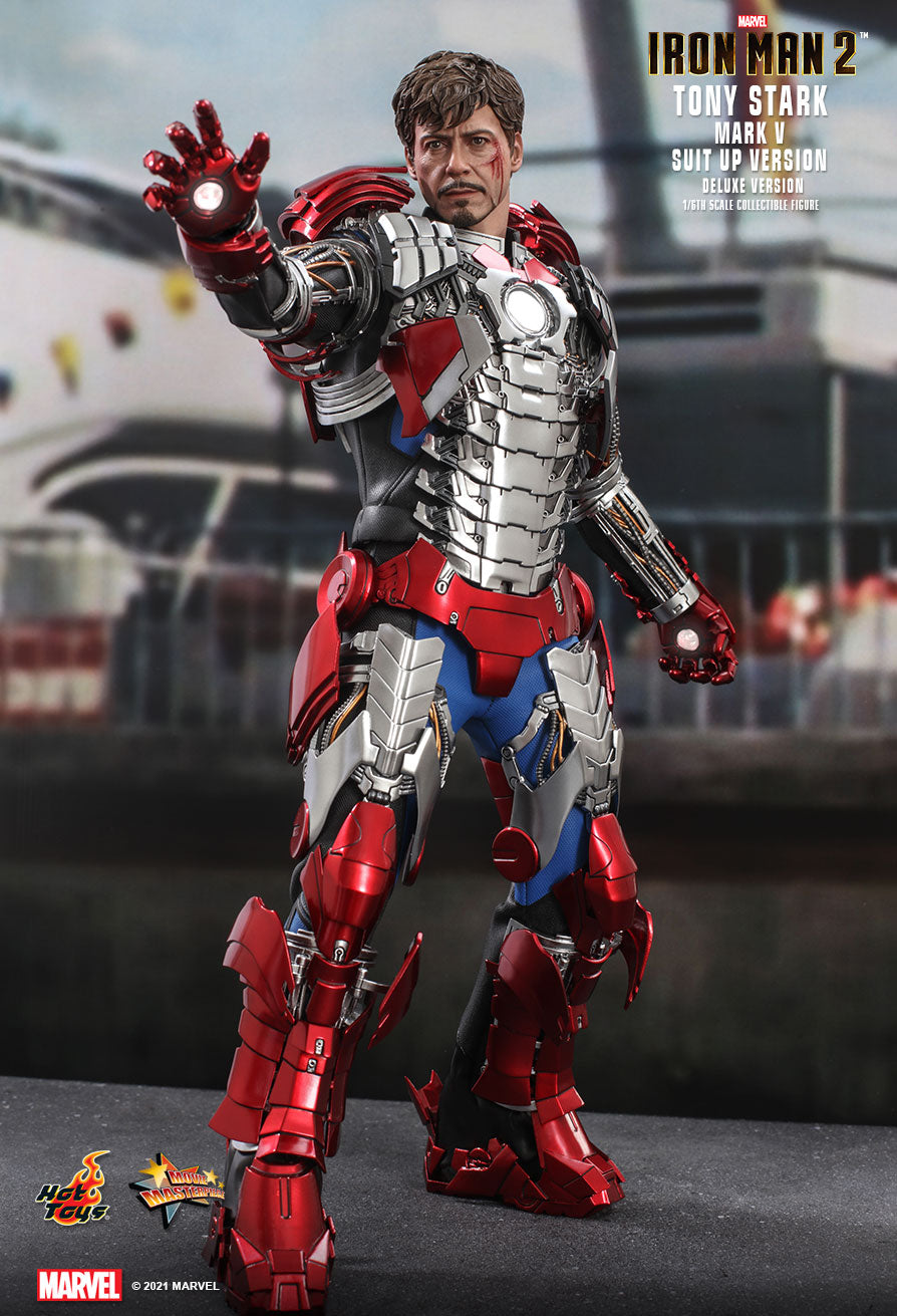 Hot Toys Iron Man 2 Tony Stark Mark V Suit Up Version Deluxe