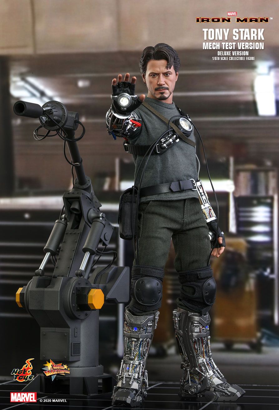 Hot Toys Iron Man Tony Stark Mech Test Version