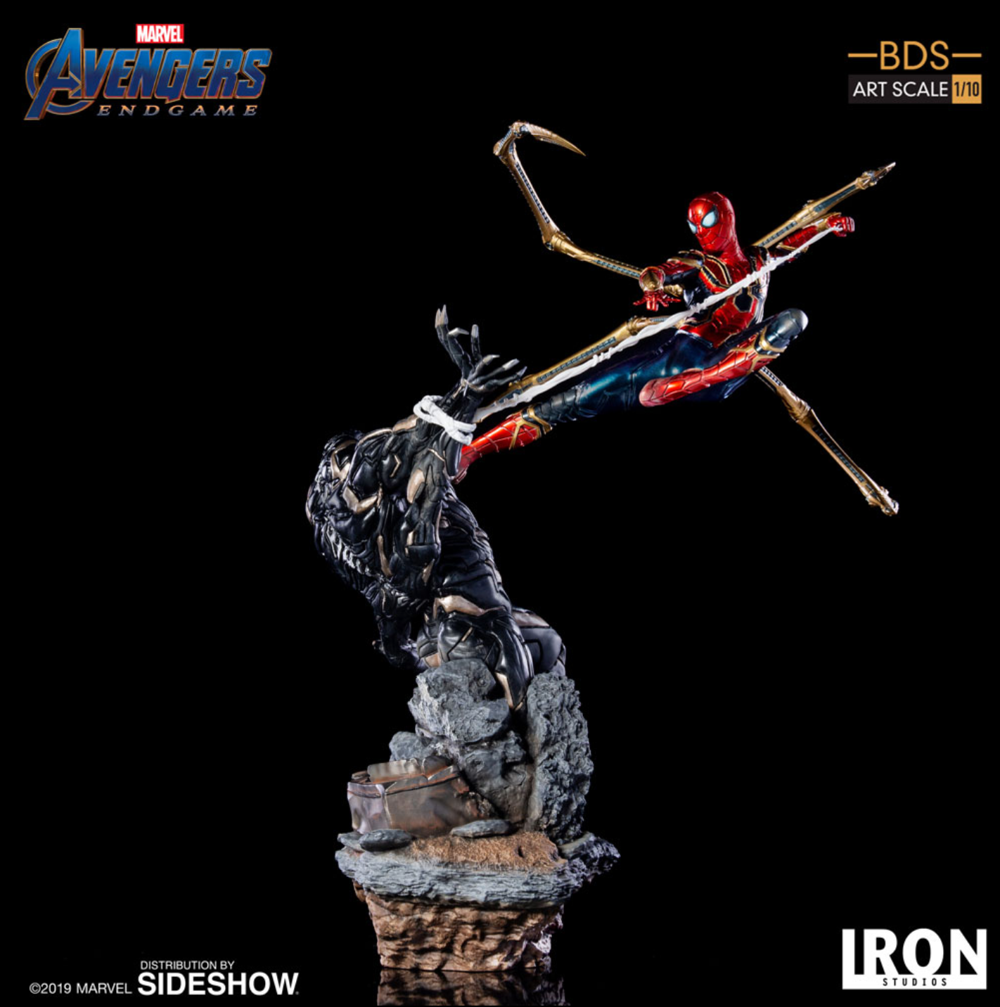 Iron Studios Avengers Endgame - Iron Spider vs Outrider