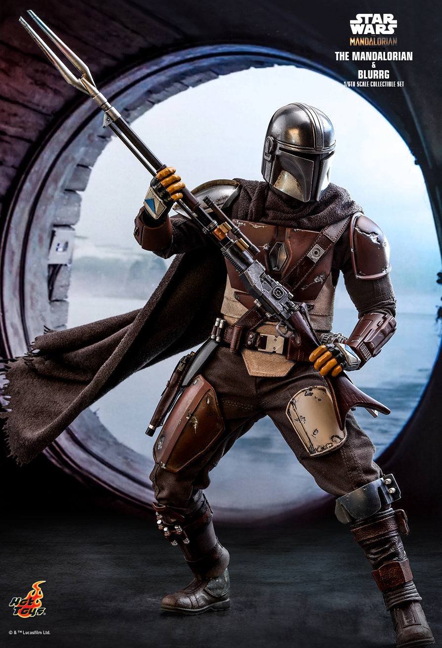 Hot Toys Star Wars The Mandalorian The Mandalorian And Blurrg