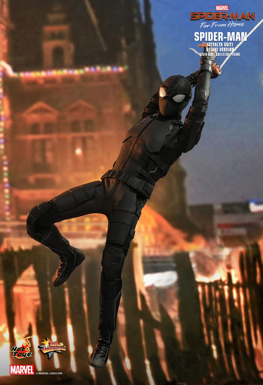 Hot Toys Far From Home Spider-Man (Stealth Suit) Deluxe Version