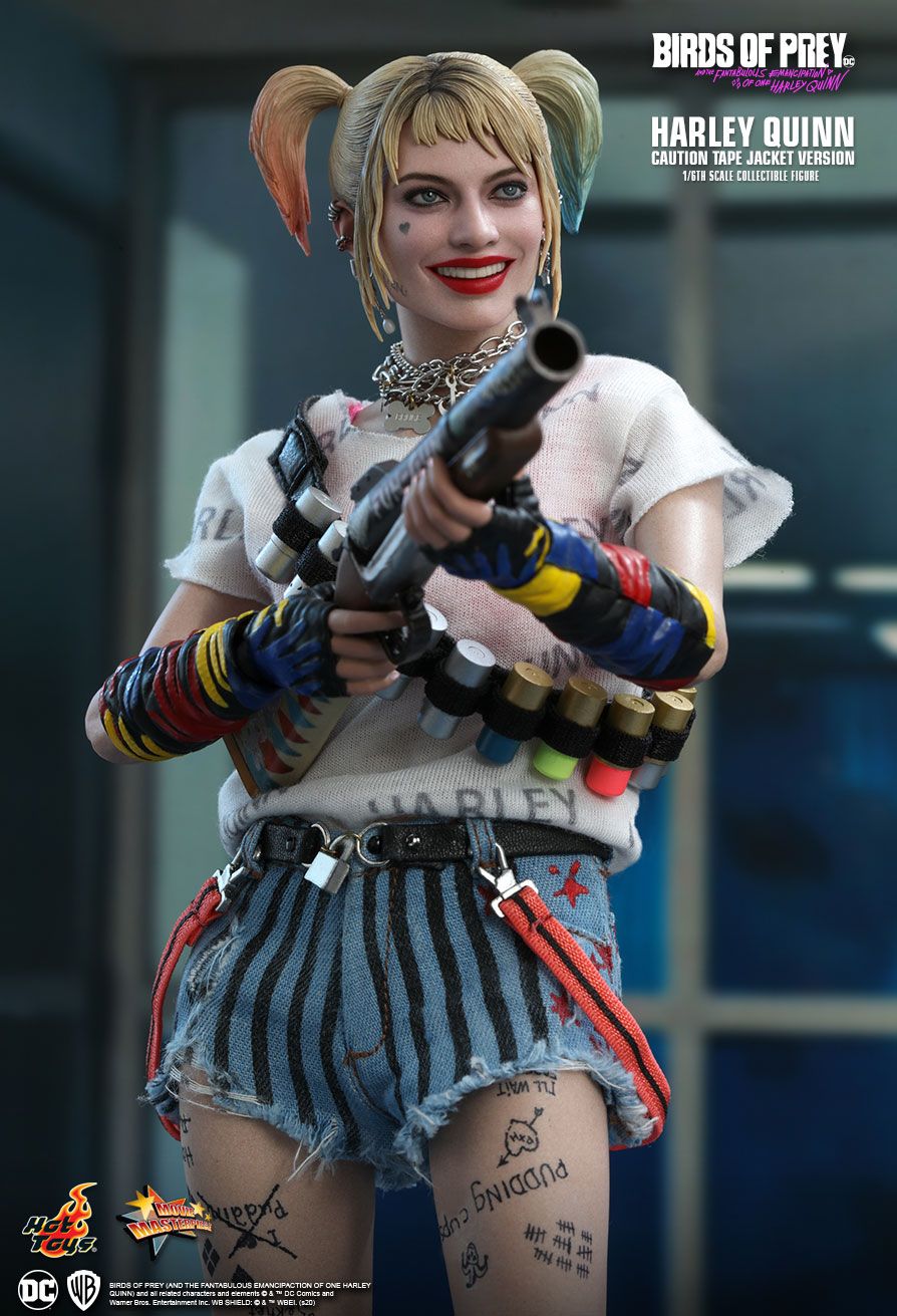 Hot Toys Birds Of Prey Harley Quinn (Caution Tape Jacket Version)