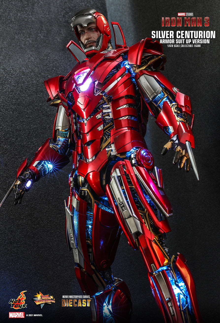 Hot Toys Iron Man 3 Silver Centurion (Armor Suit Up Version)