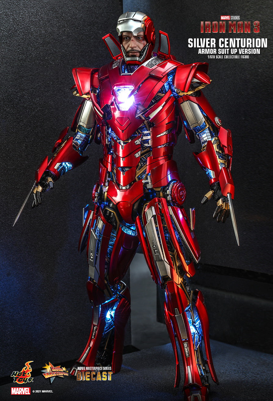 Hot Toys Iron Man 3 Silver Centurion (Armor Suit Up Version)