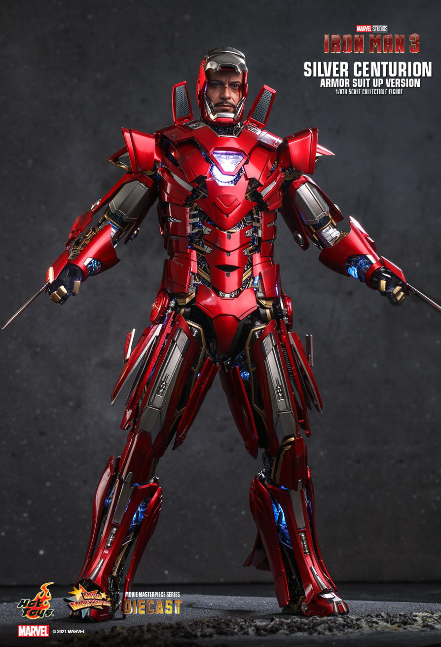Hot Toys Iron Man 3 Silver Centurion (Armor Suit Up Version)