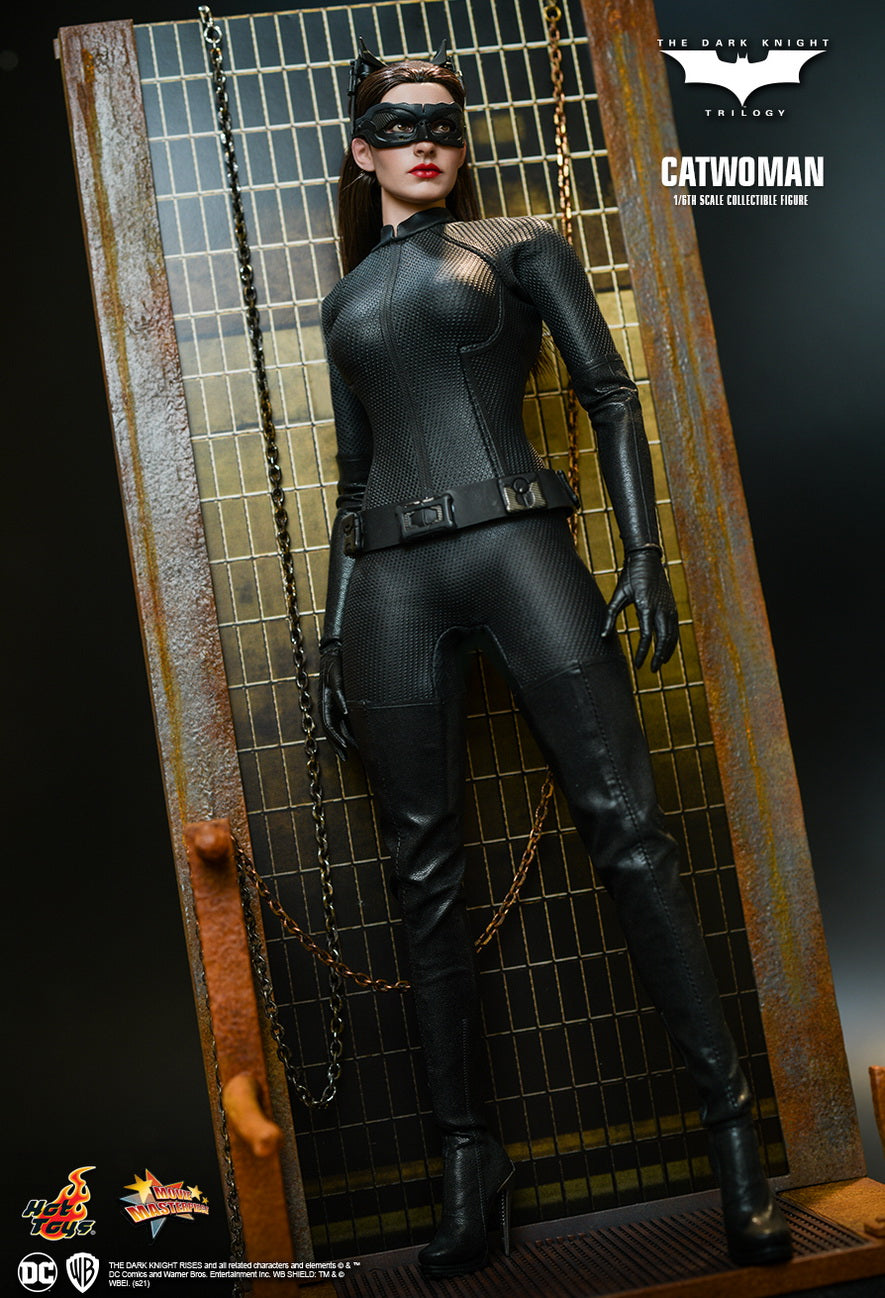 Hot Toys The Dark Knight Trilogy Catwoman