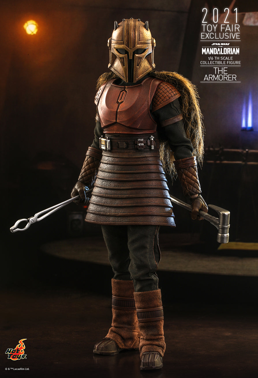 Hot Toys Star Wars The Mandalorian The Armorer