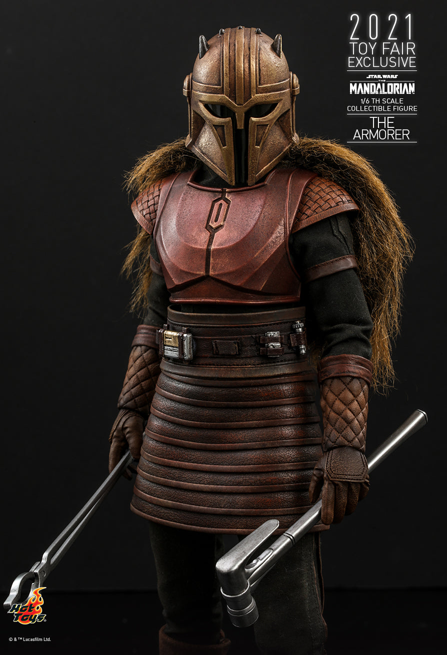 Hot Toys Star Wars The Mandalorian The Armorer