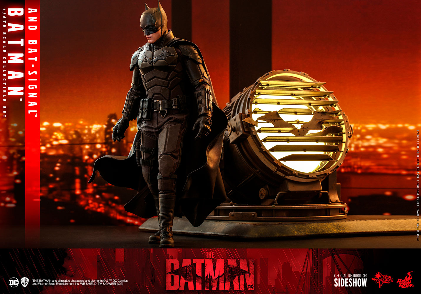 Hot Toys The Batman Batman and Bat Signal