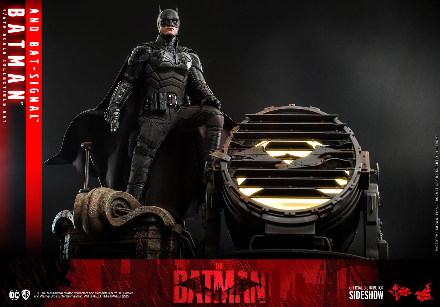 Hot Toys The Batman Batman and Bat Signal