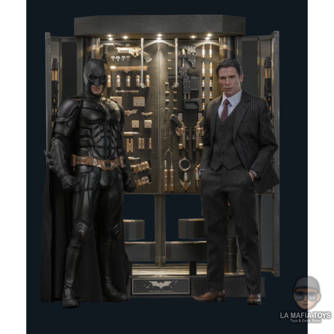 Hot Toys Batman Armory With Bruce Wayne (2.0)