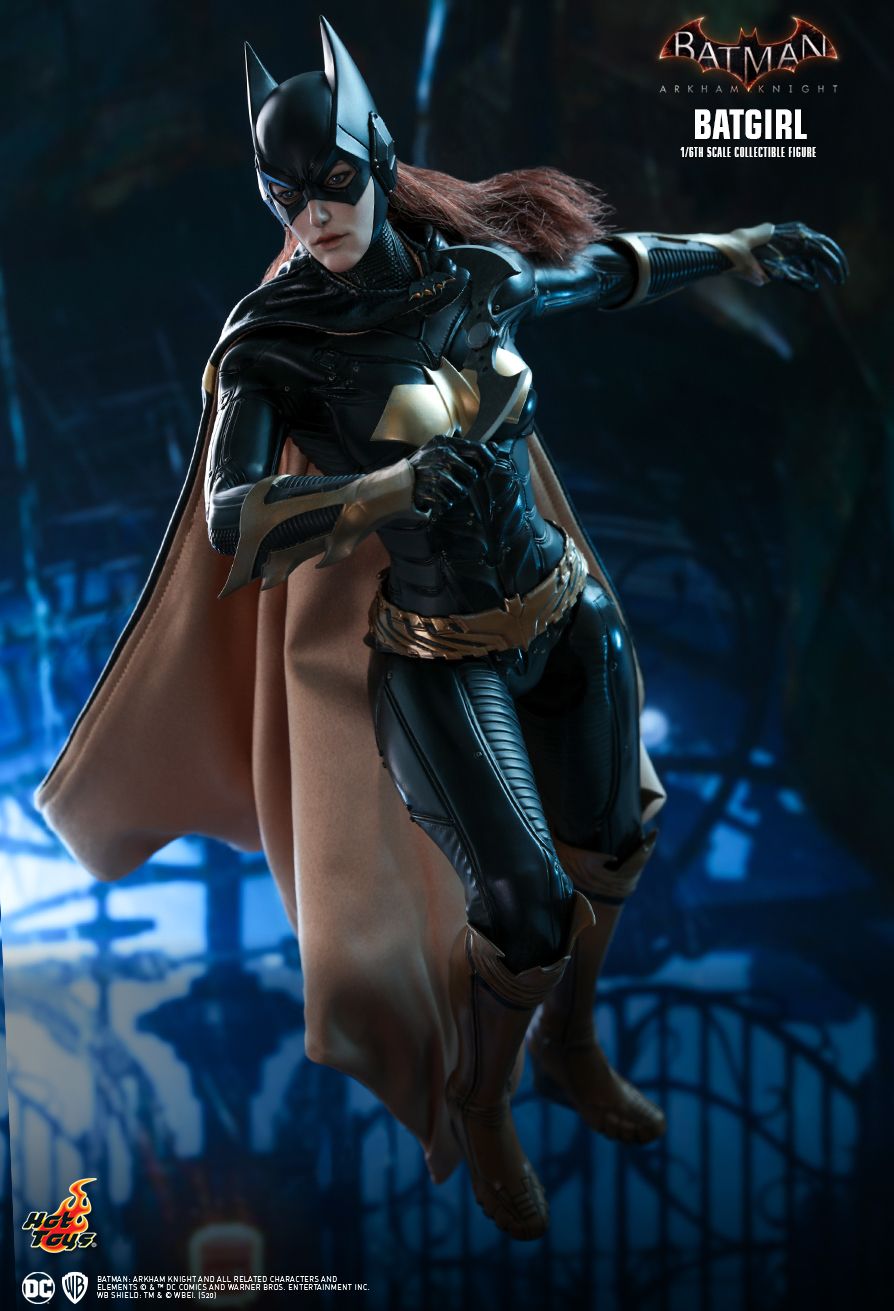 Hot Toys Batman Arkham Knight Batgirl