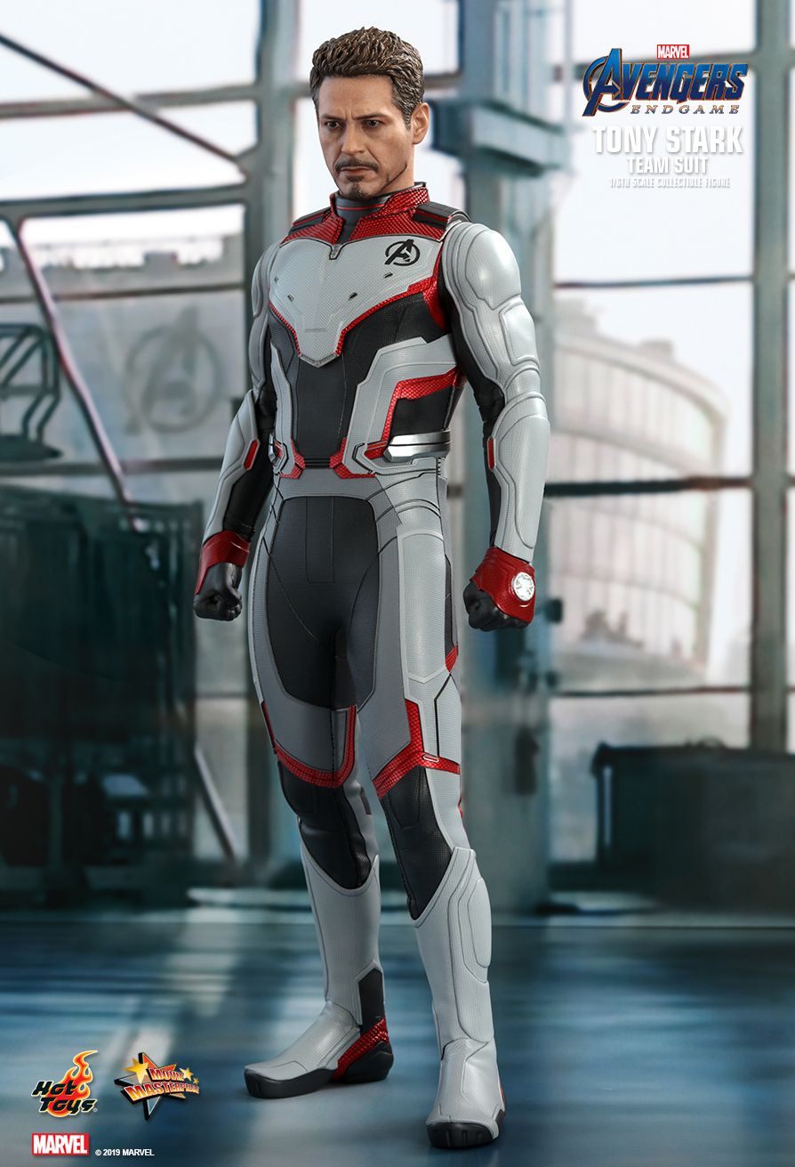 Hot Toys Avengers Endgame Tony Stark (Team Suit)