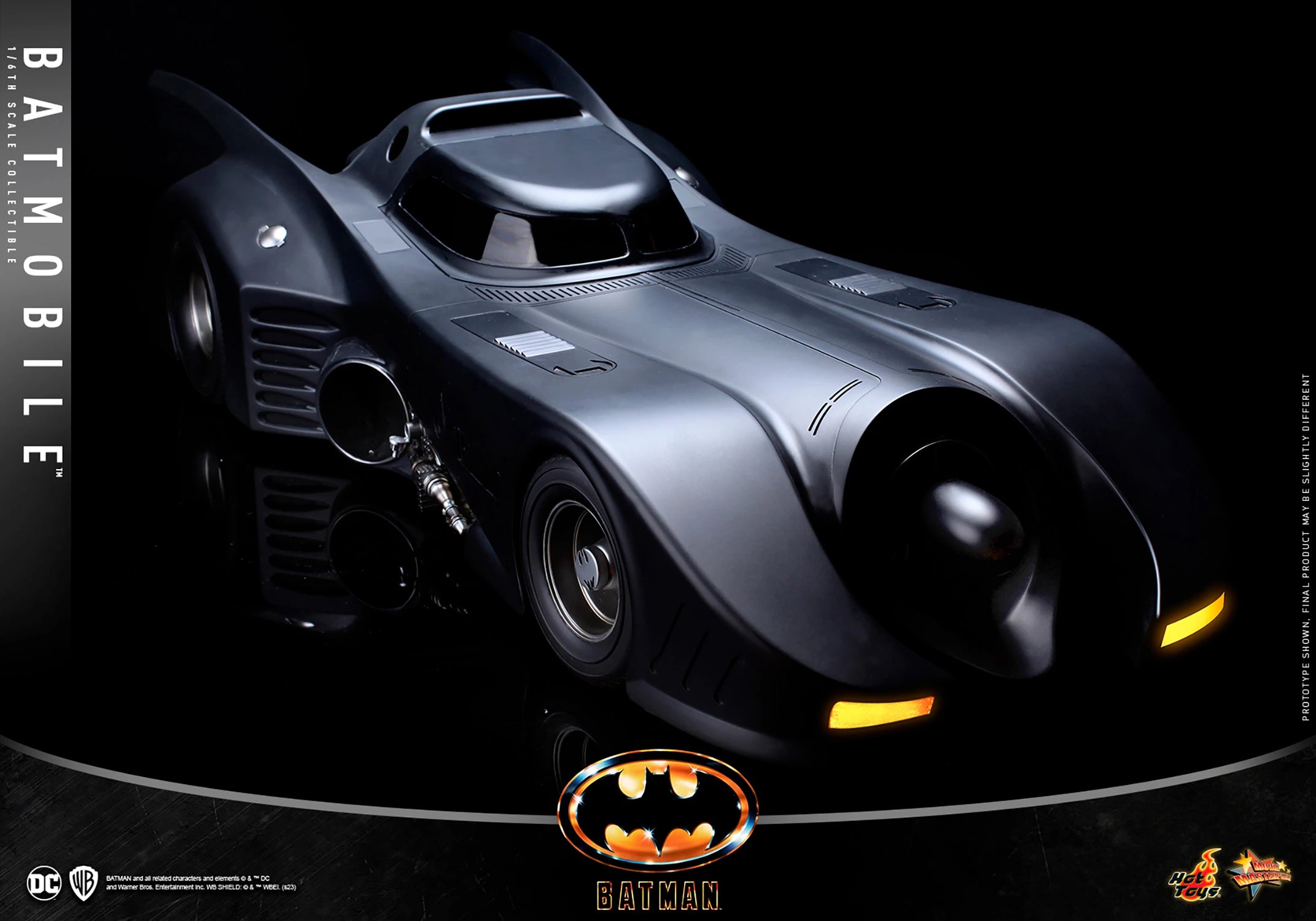 Hot Toys DC Batmobile Batman